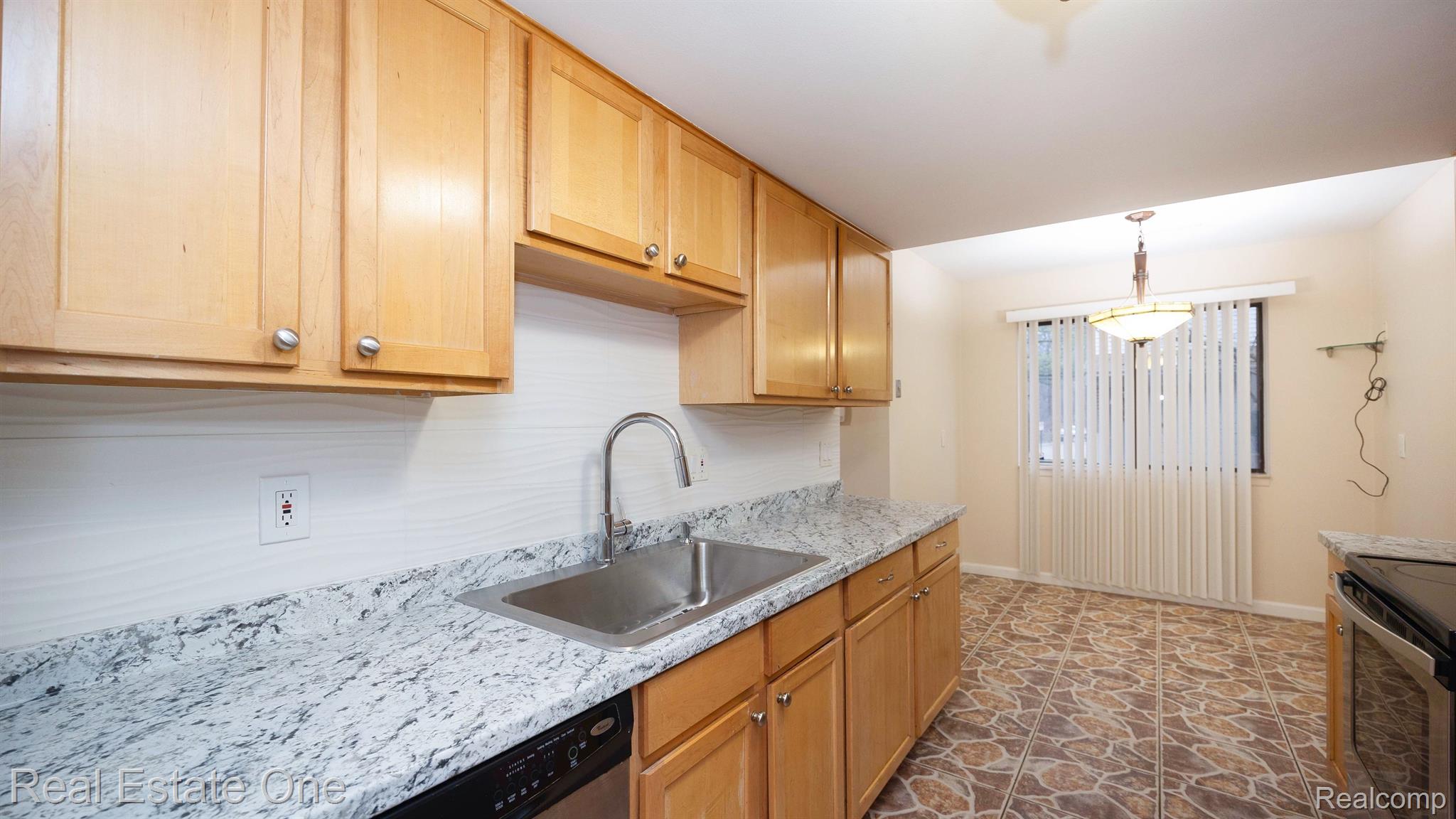 27081 FARMBROOK VILLA DR 107