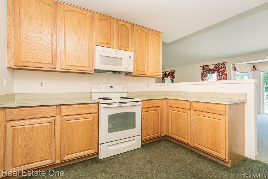 3664 Lexington DR