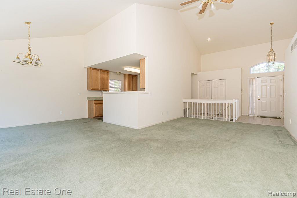 3664 Lexington DR