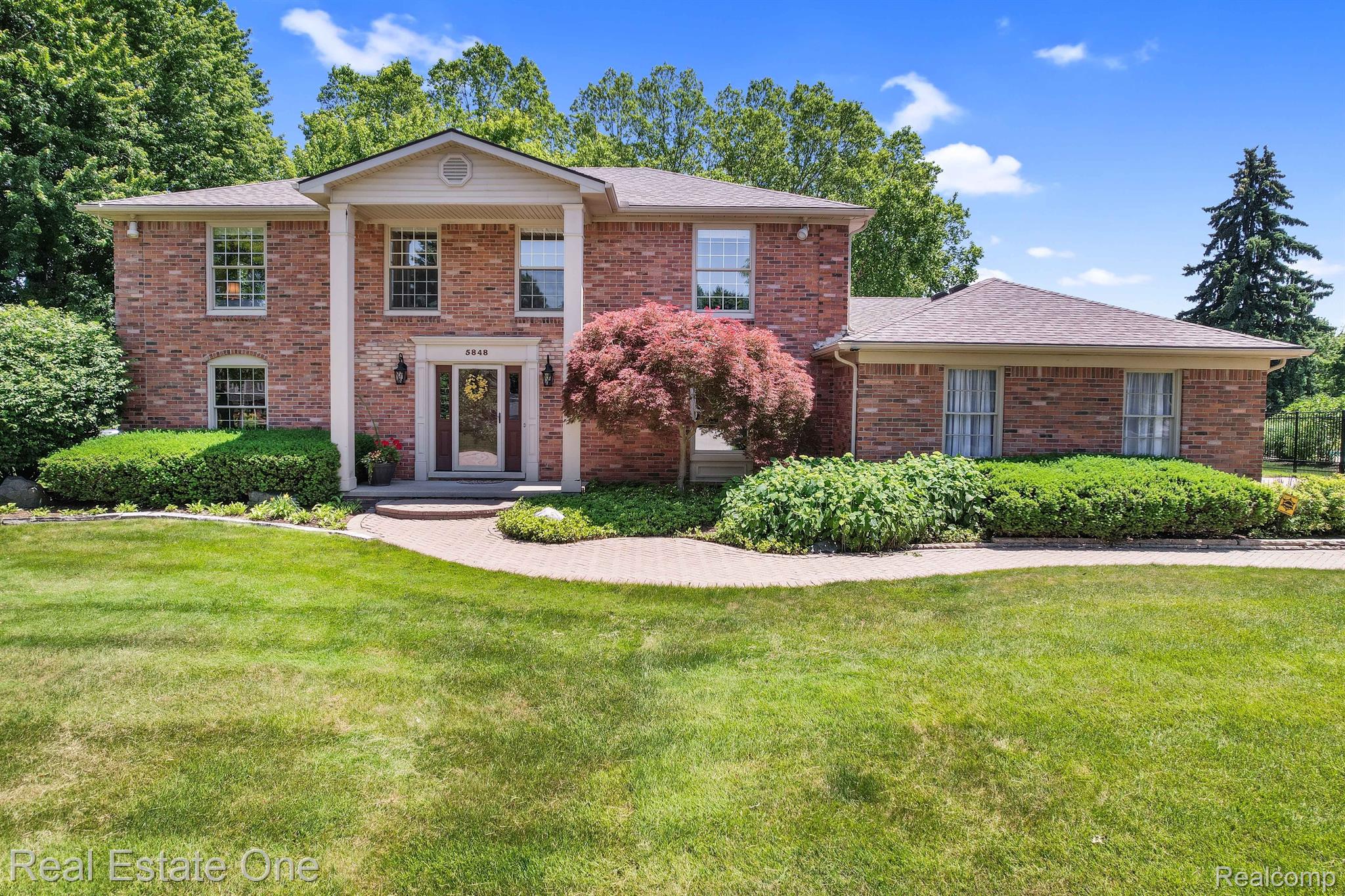 5848 ANDOVER RD