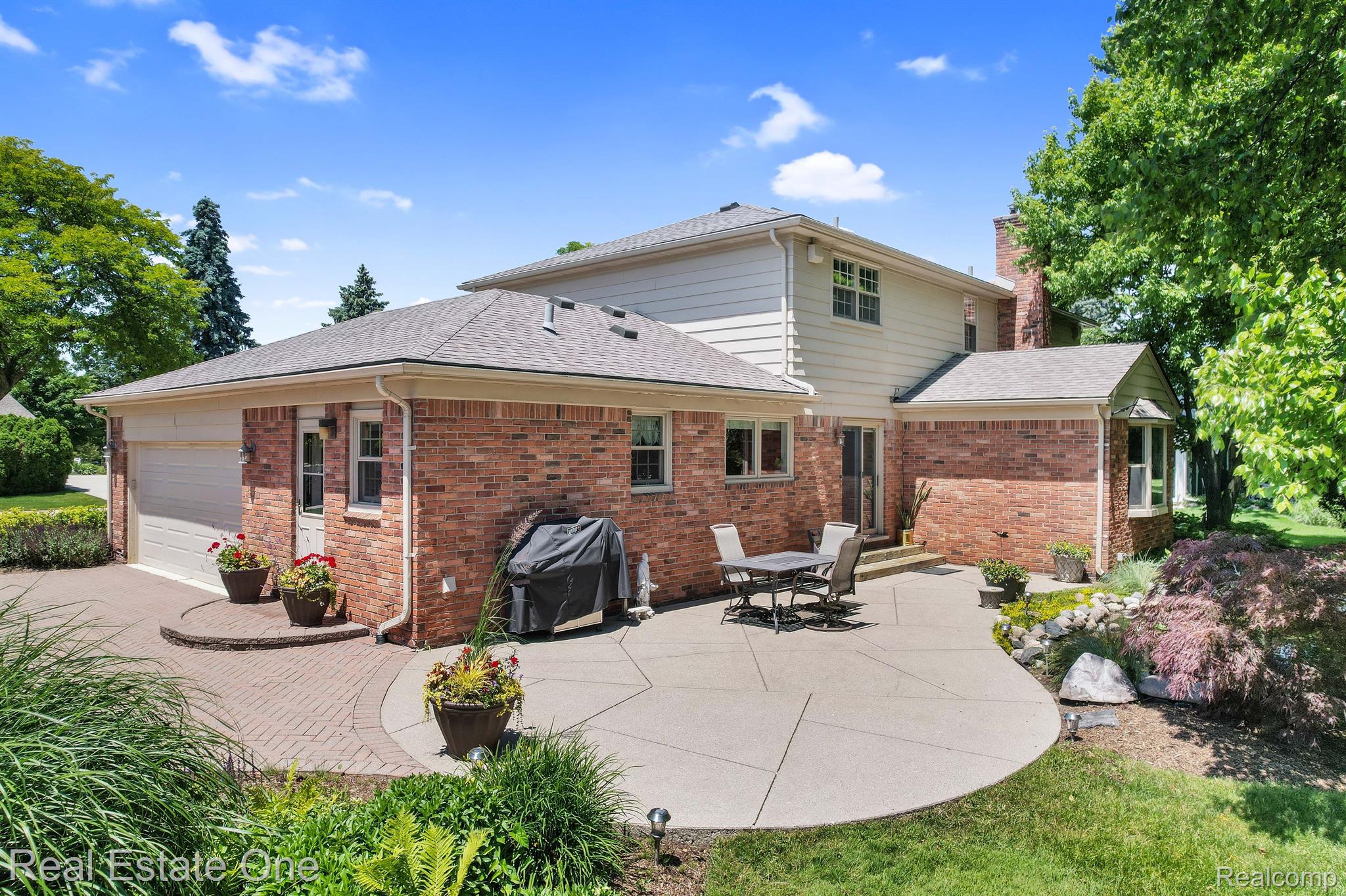 5848 ANDOVER RD