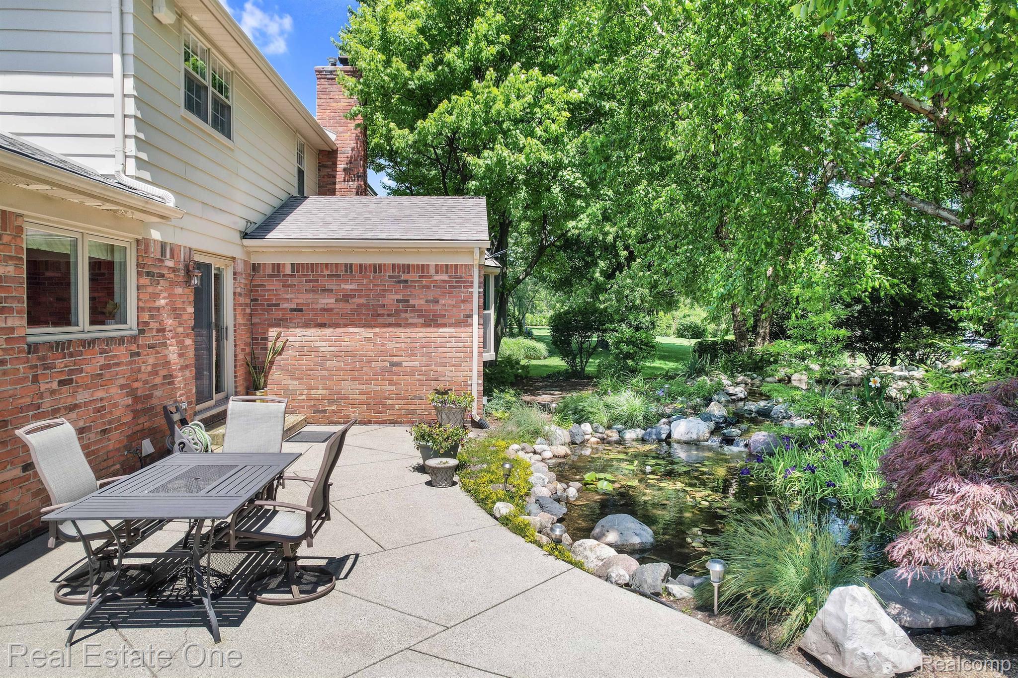 5848 ANDOVER RD