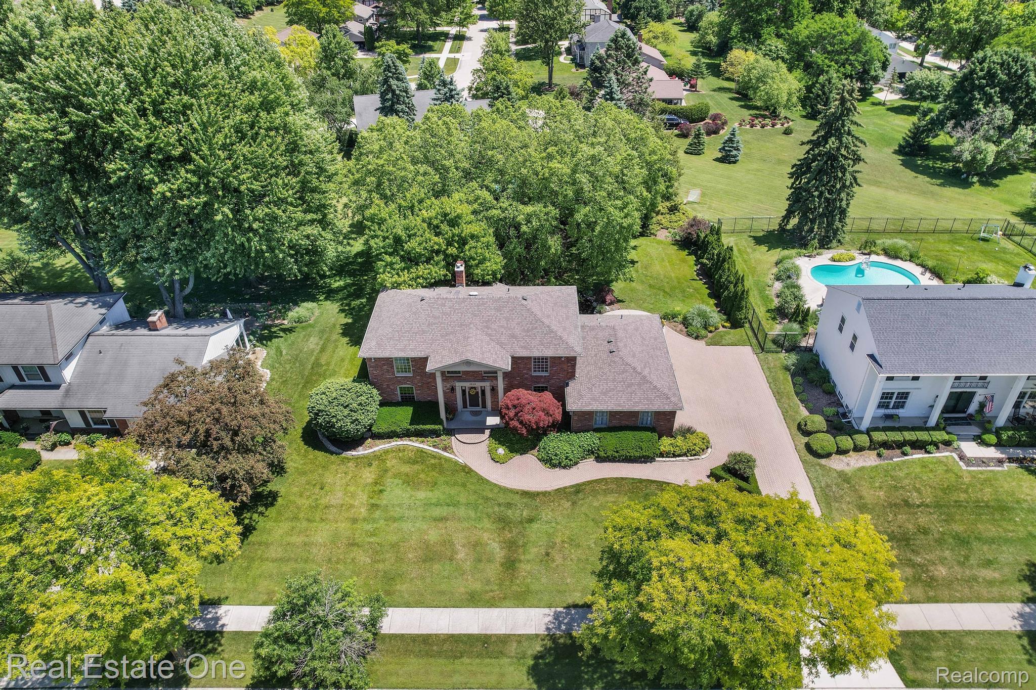 5848 ANDOVER RD