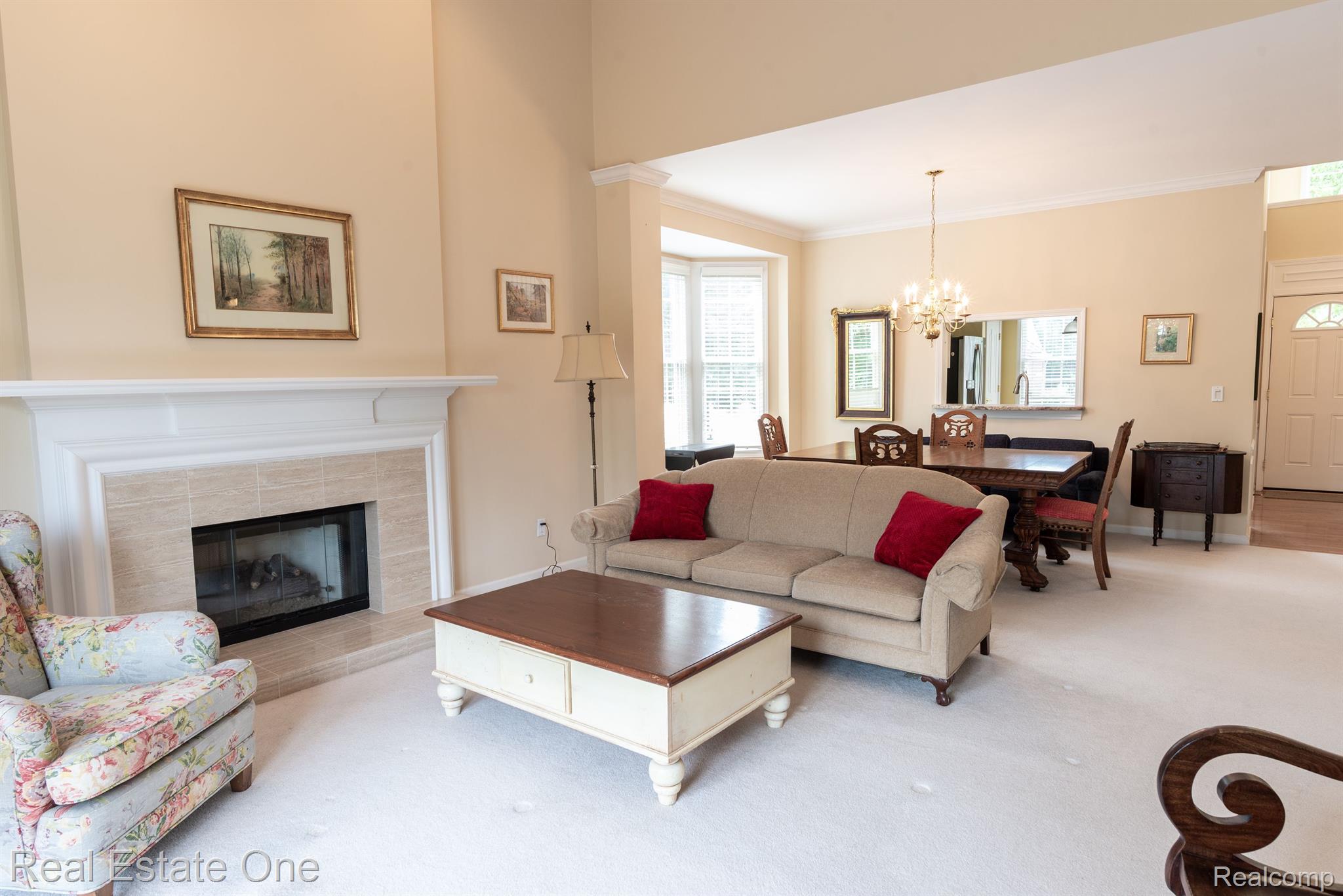 1941 DUNHAM DR
