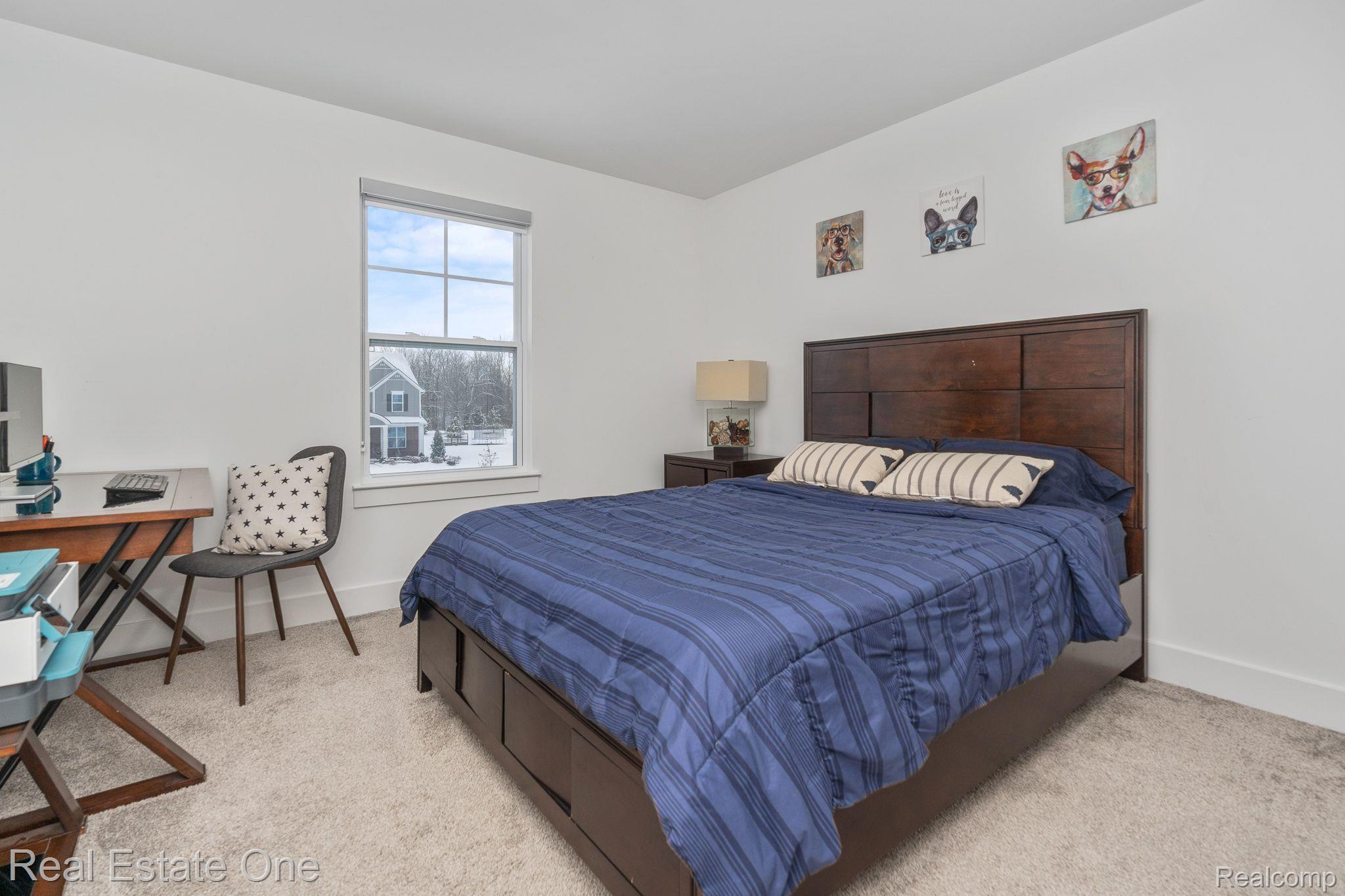 1348 Palatine DR