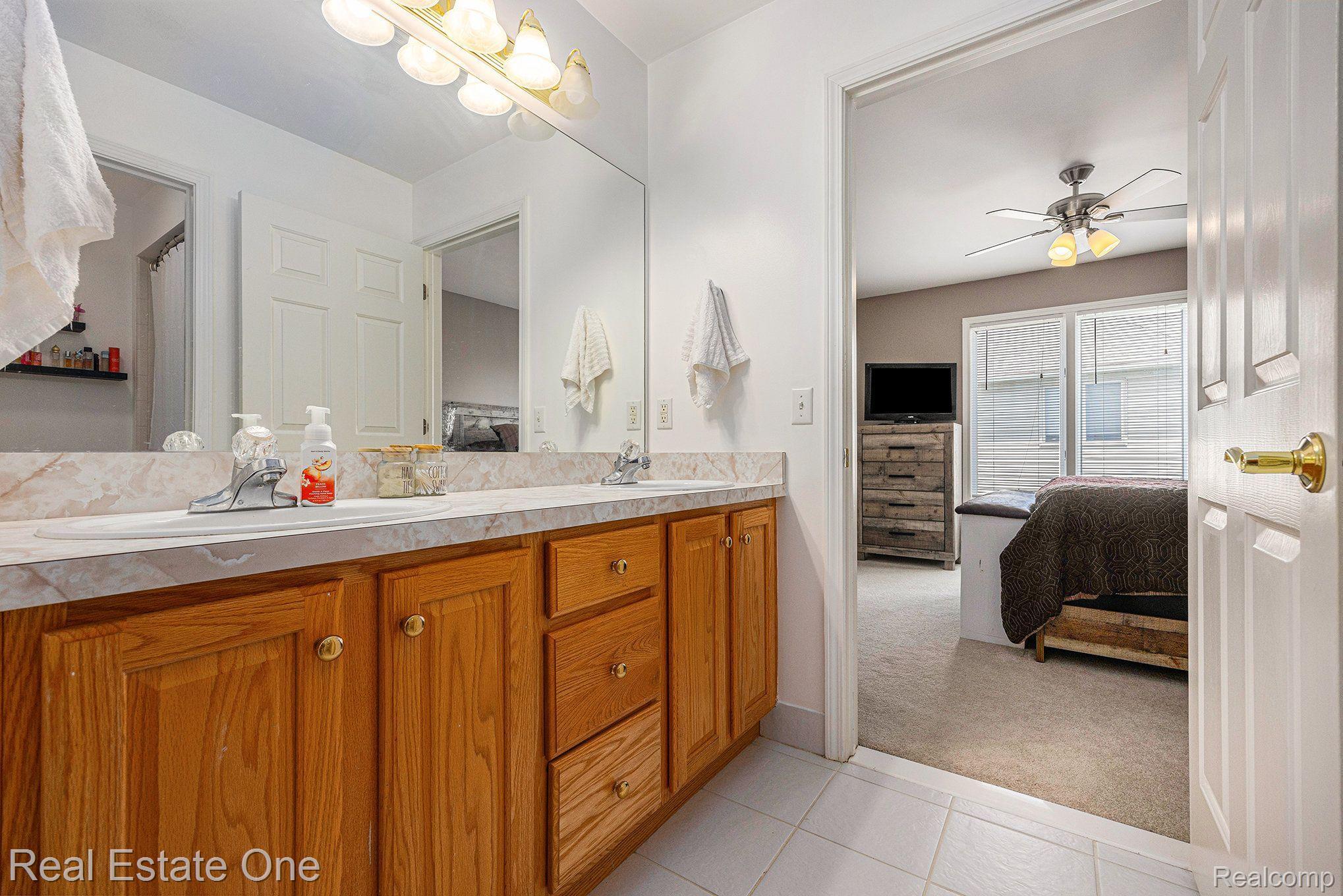 1259 TULBERRY CIR