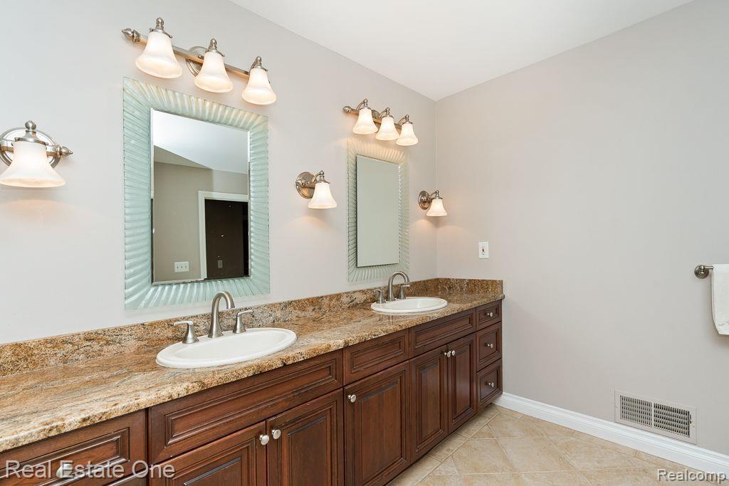 2551 Pebble Beach DR
