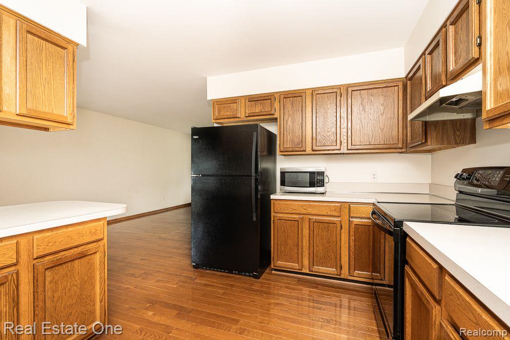 122 CLOVERIDGE DR