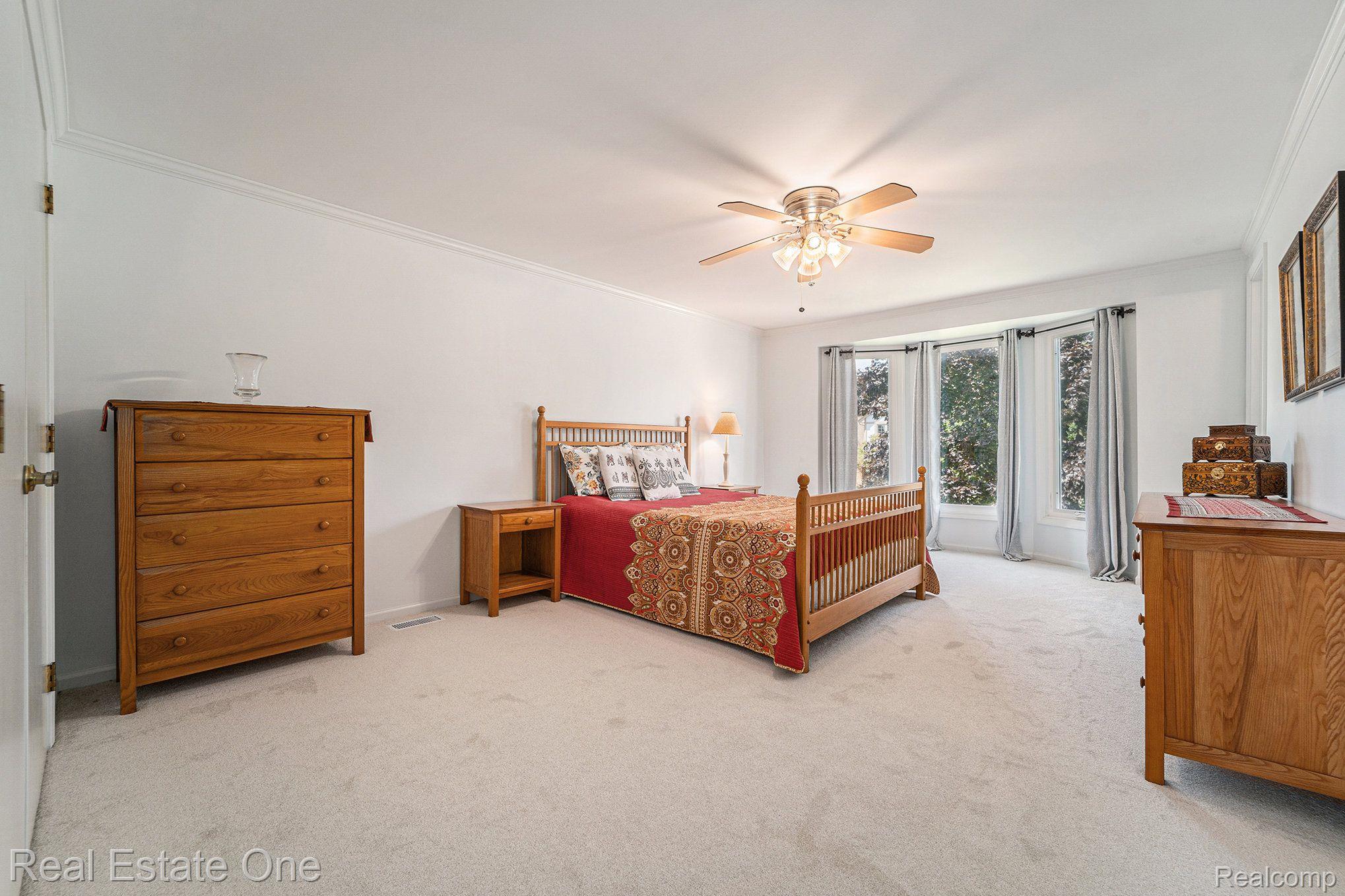 2777 STEAMBOAT SPRINGS DR
