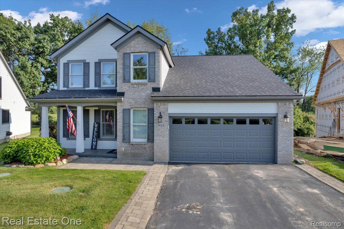 7425 VILLAGE CRT