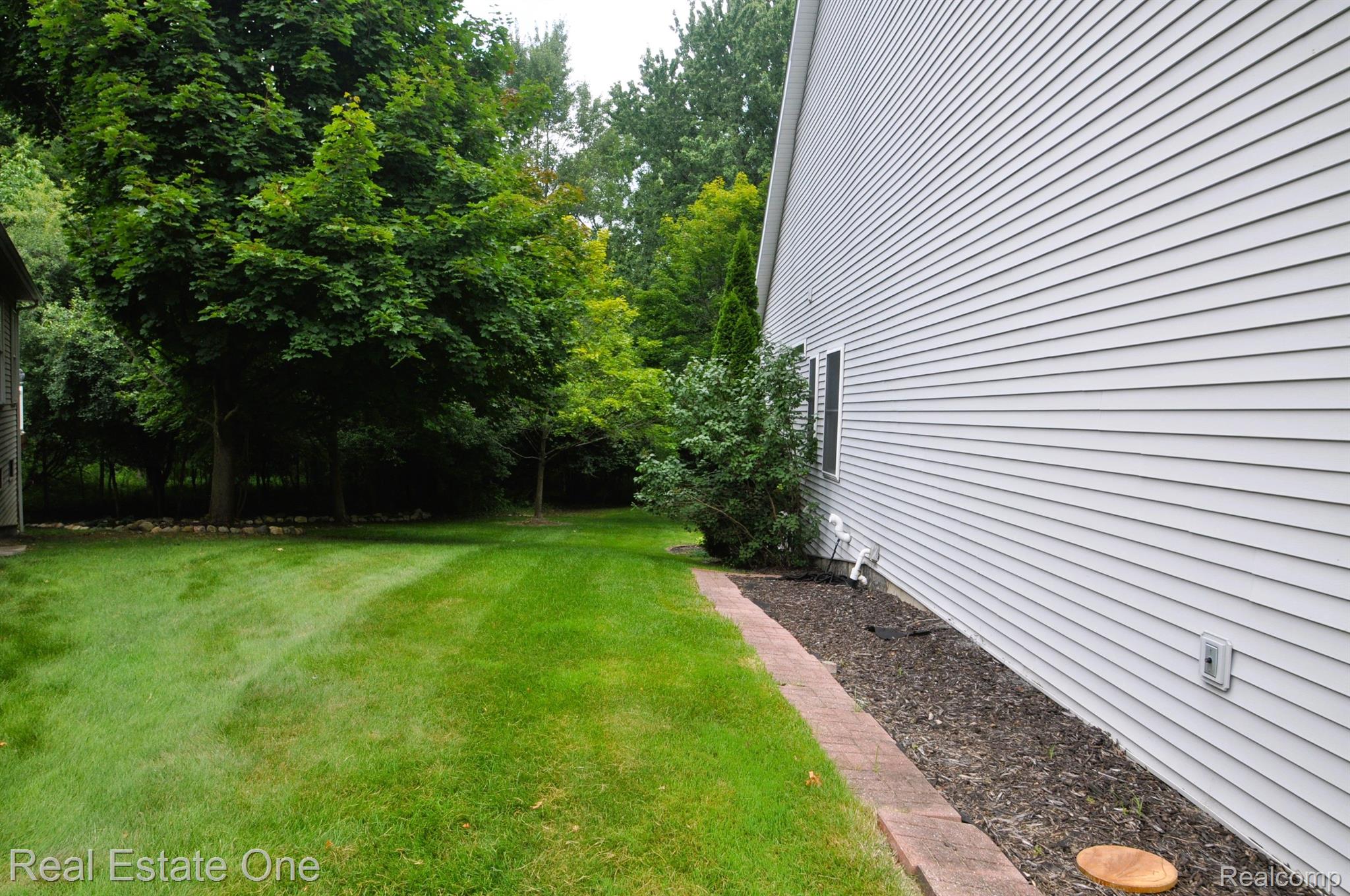 3553 LEYLAND CRT