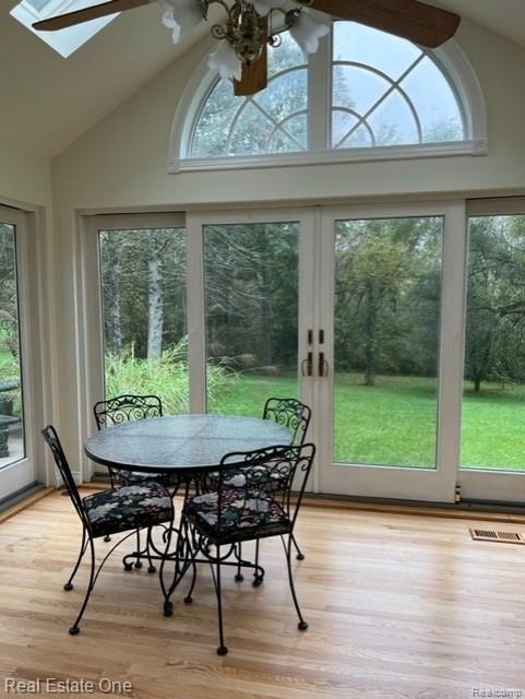 1215 STONEY CREEK RD