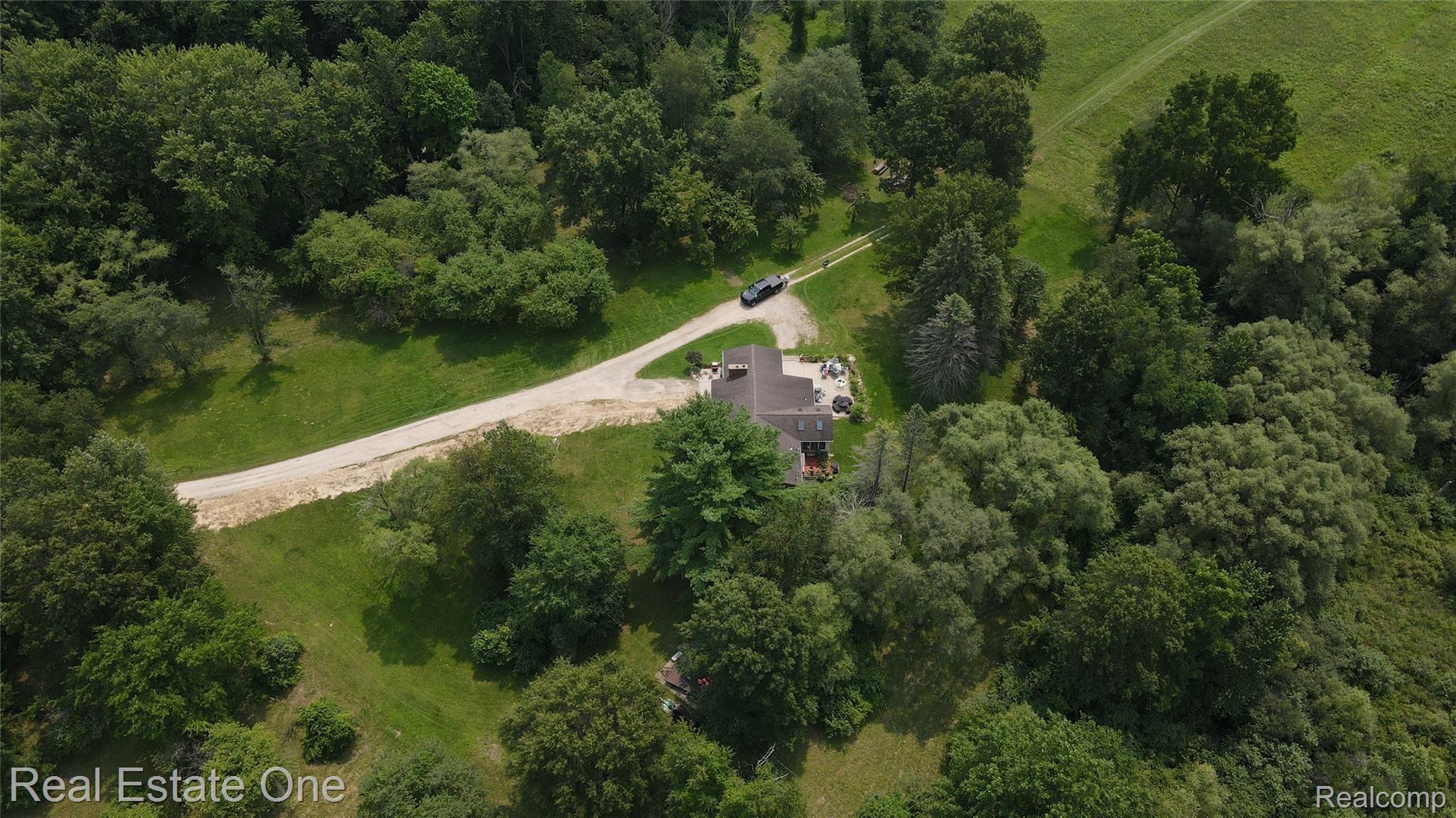 1215 STONEY CREEK RD