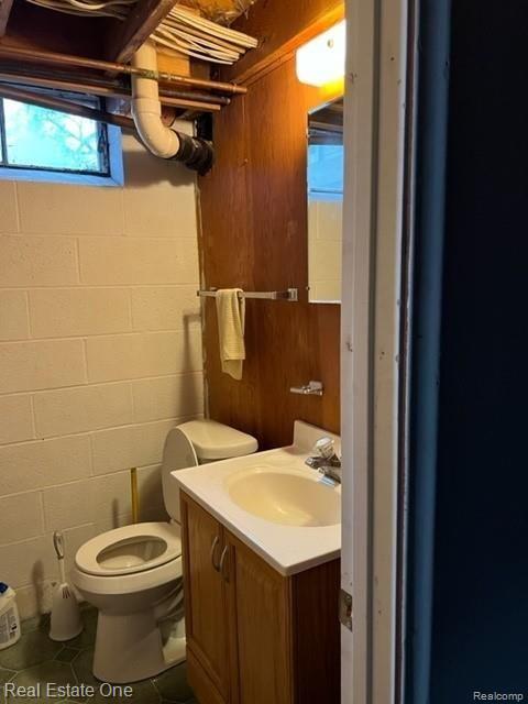 1215 STONEY CREEK RD