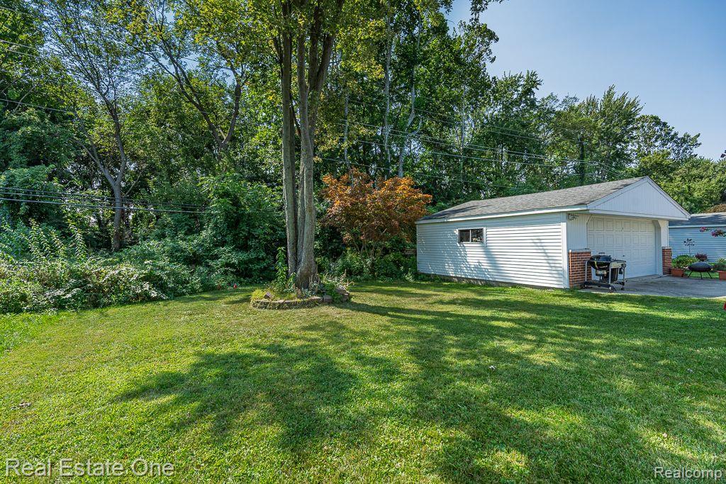 14160 Mary Grove DR