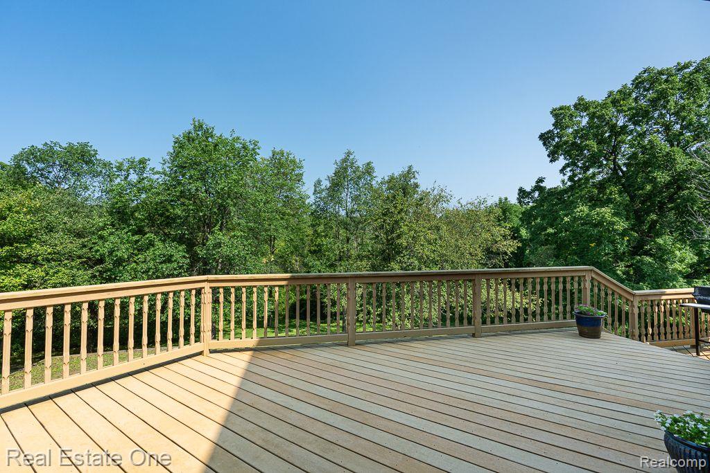 617 Foxwood TRL