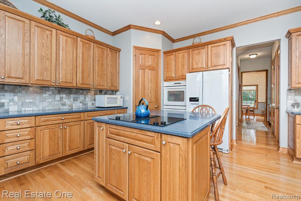 617 Foxwood TRL