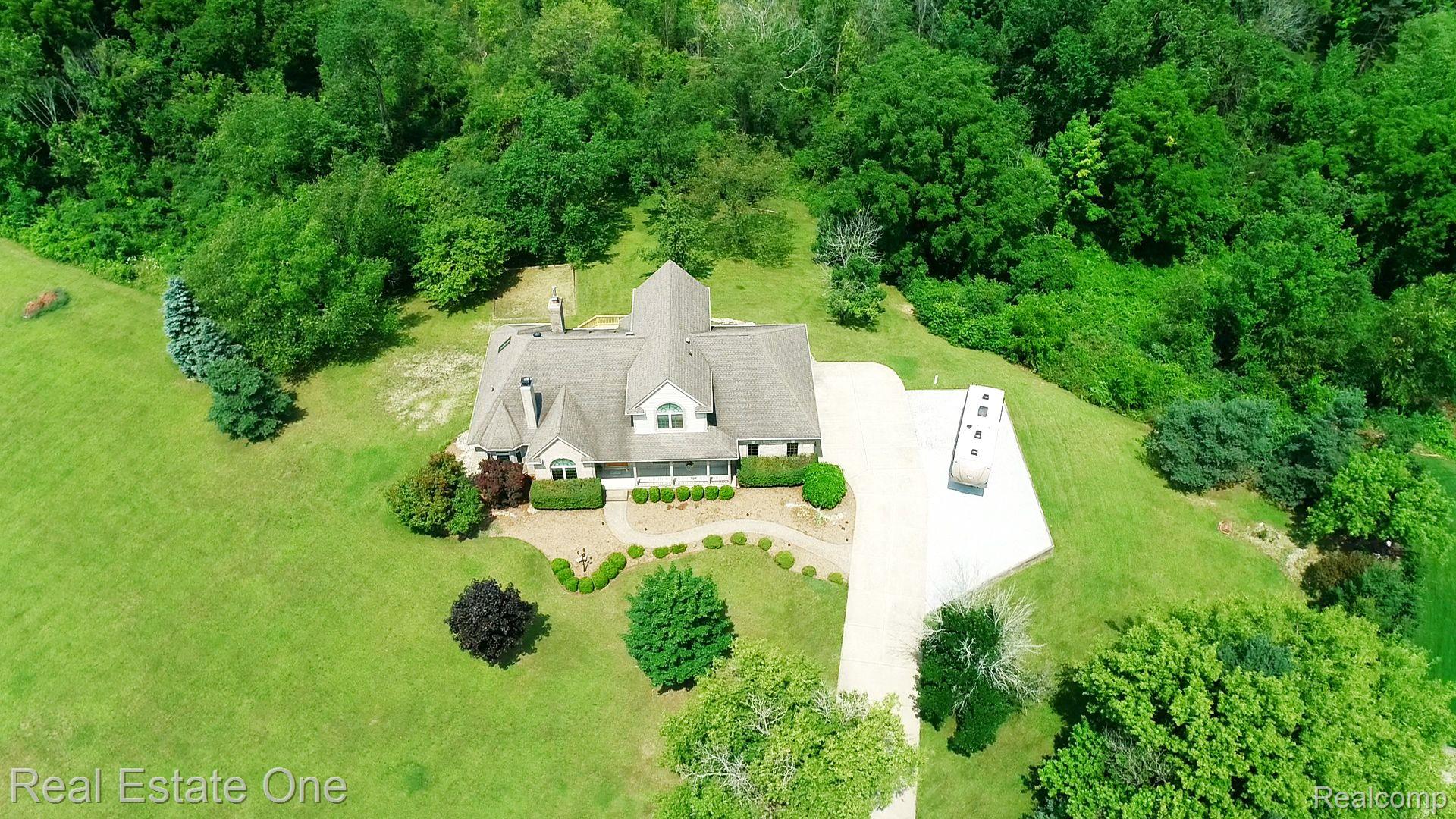 617 Foxwood TRL