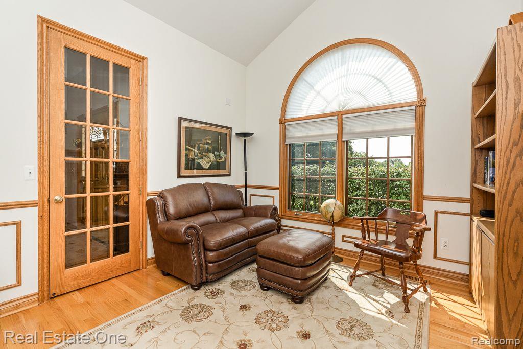 617 Foxwood TRL