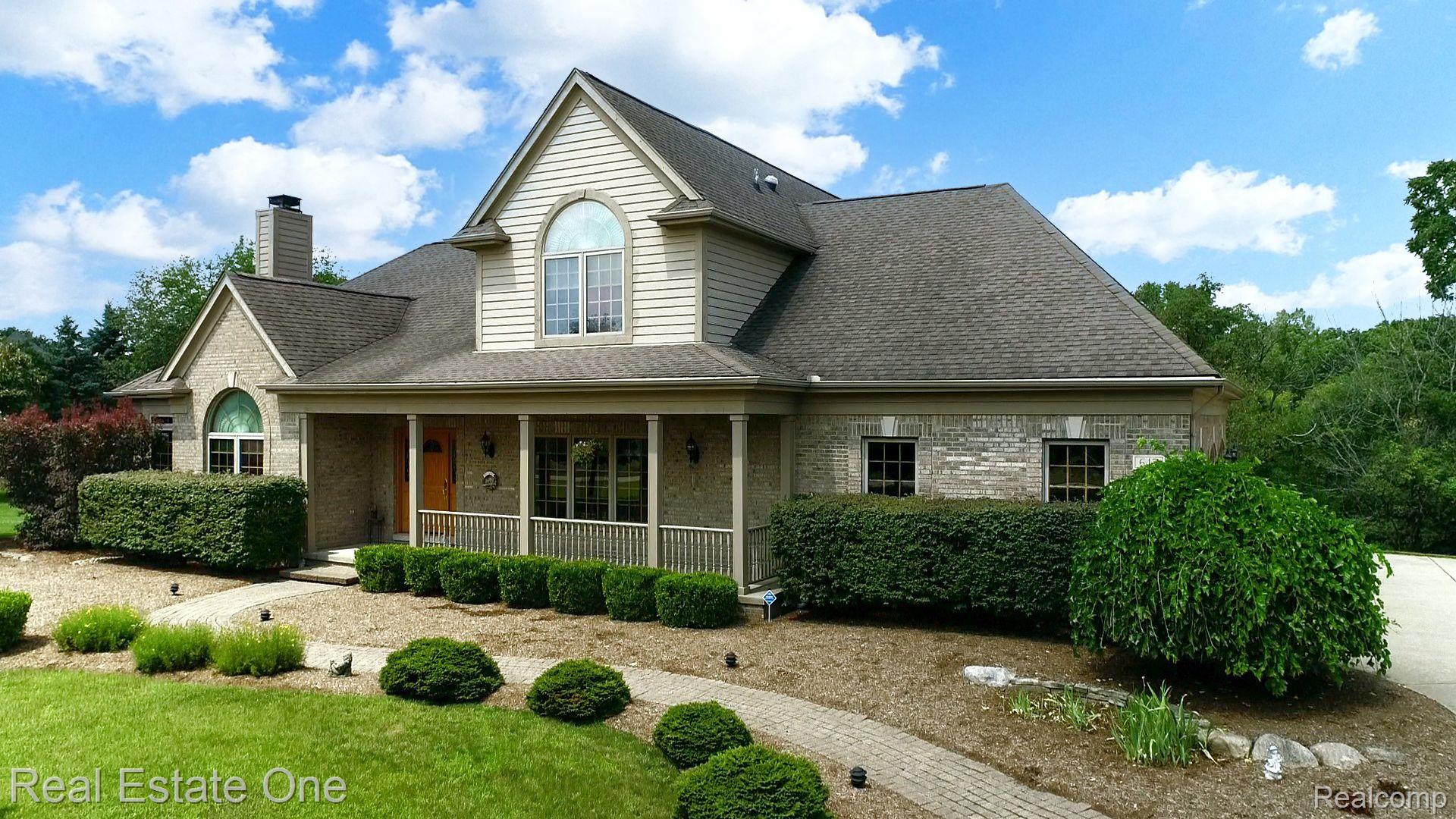 617 Foxwood TRL