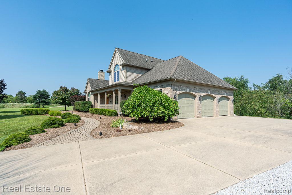 617 Foxwood TRL