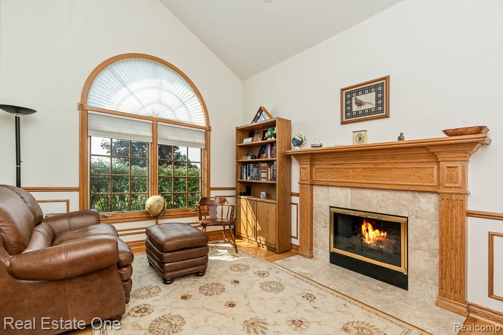 617 Foxwood TRL