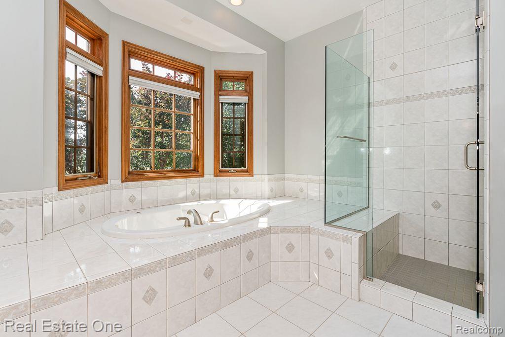 617 Foxwood TRL