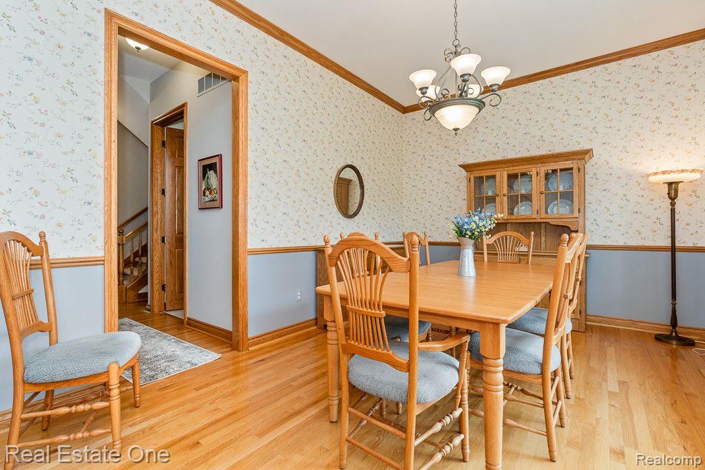 617 Foxwood TRL