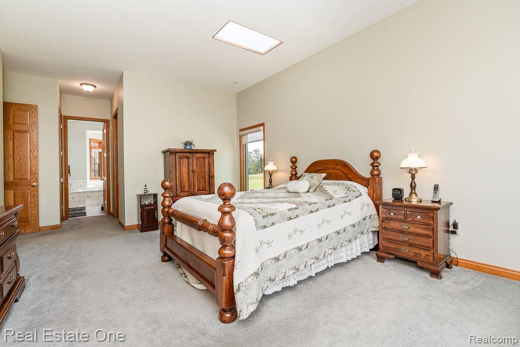 617 Foxwood TRL