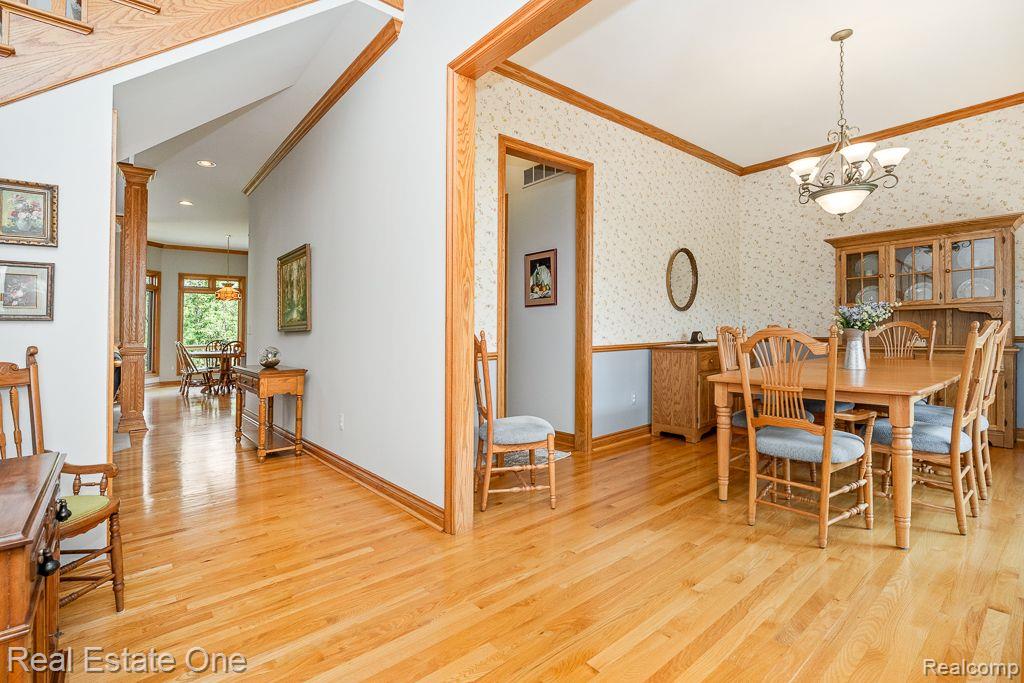 617 Foxwood TRL