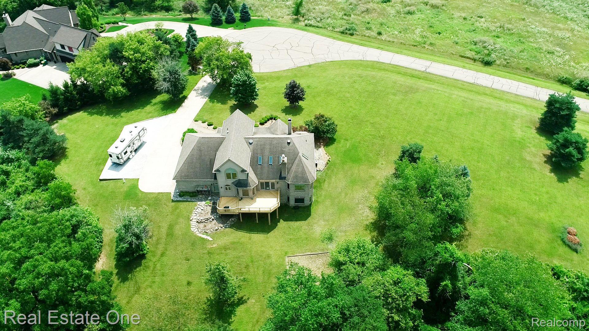 617 Foxwood TRL