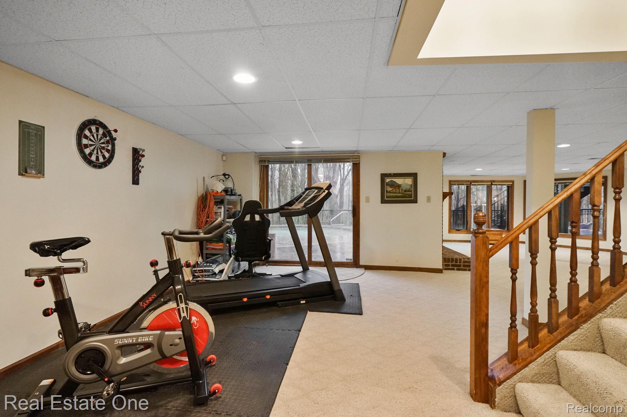 3746 MERRIWEATHER LN