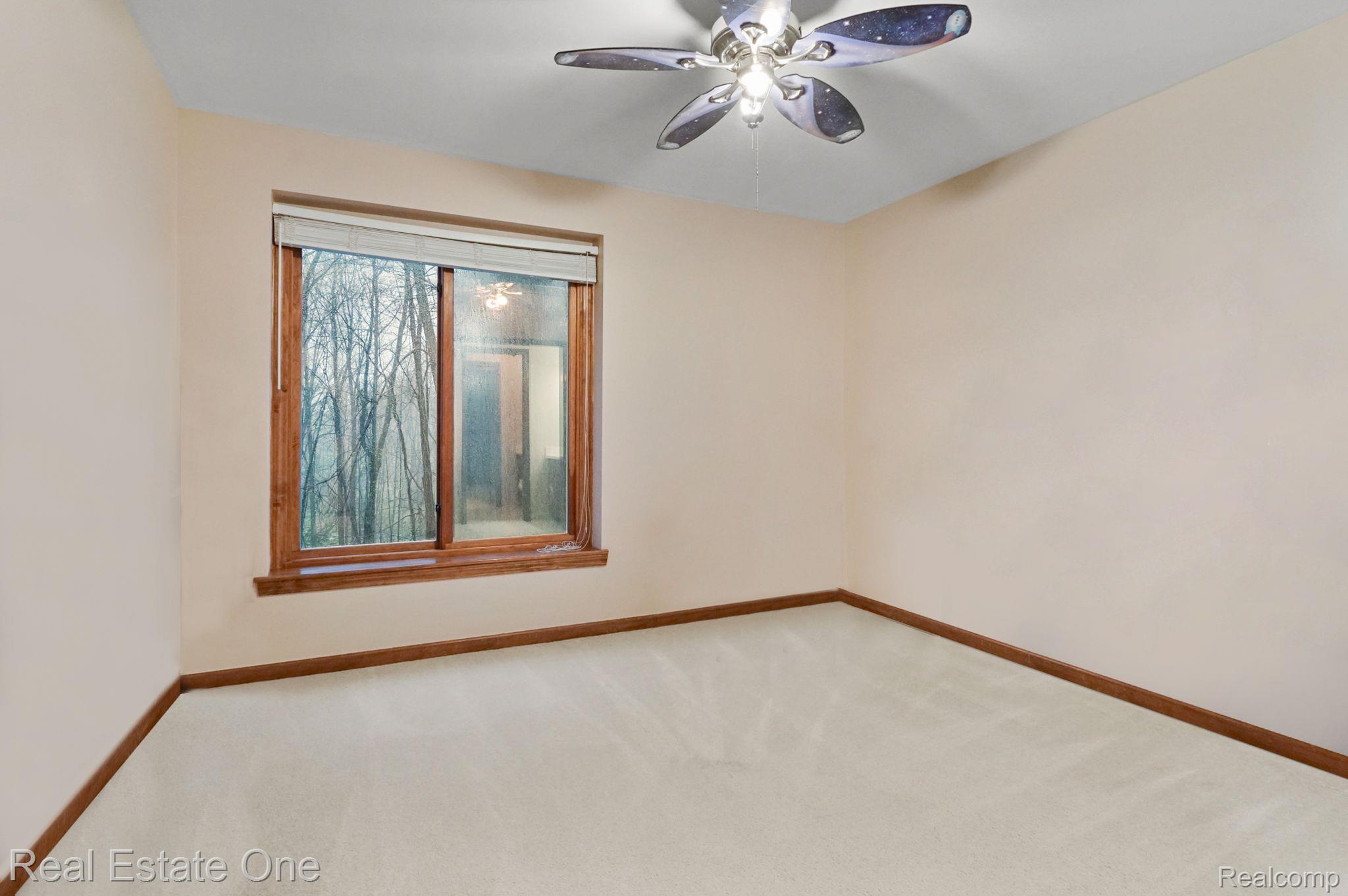 3746 MERRIWEATHER LN