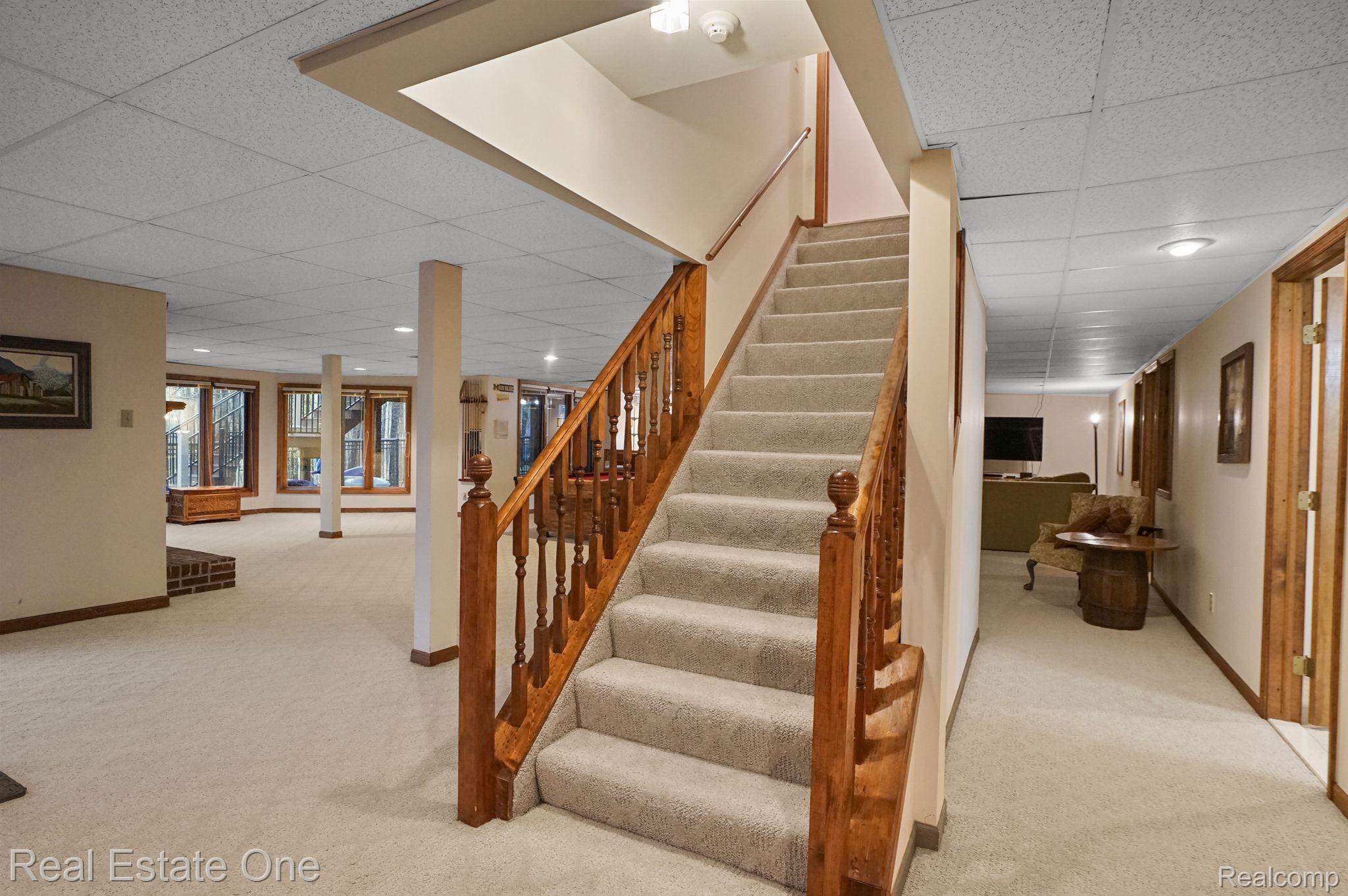 3746 MERRIWEATHER LN