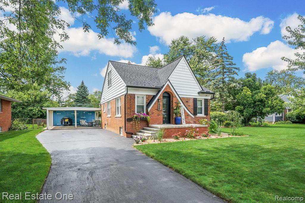 4003 Woodland AVE