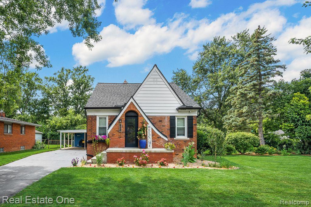 4003 Woodland AVE