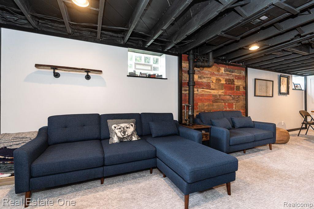 4003 Woodland AVE