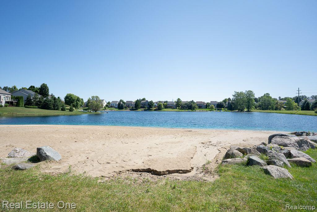 155 FRANKLIN LAKE CIR