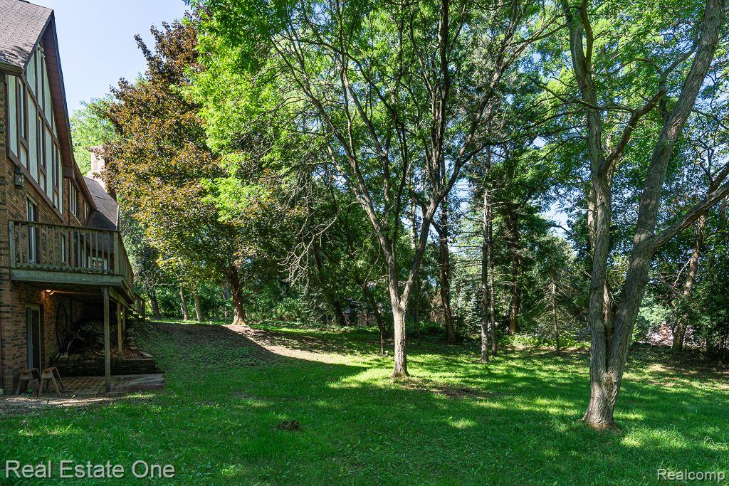300 Camelot WAY