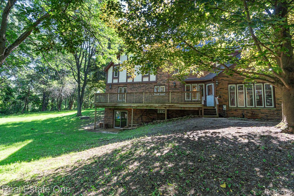 300 Camelot WAY
