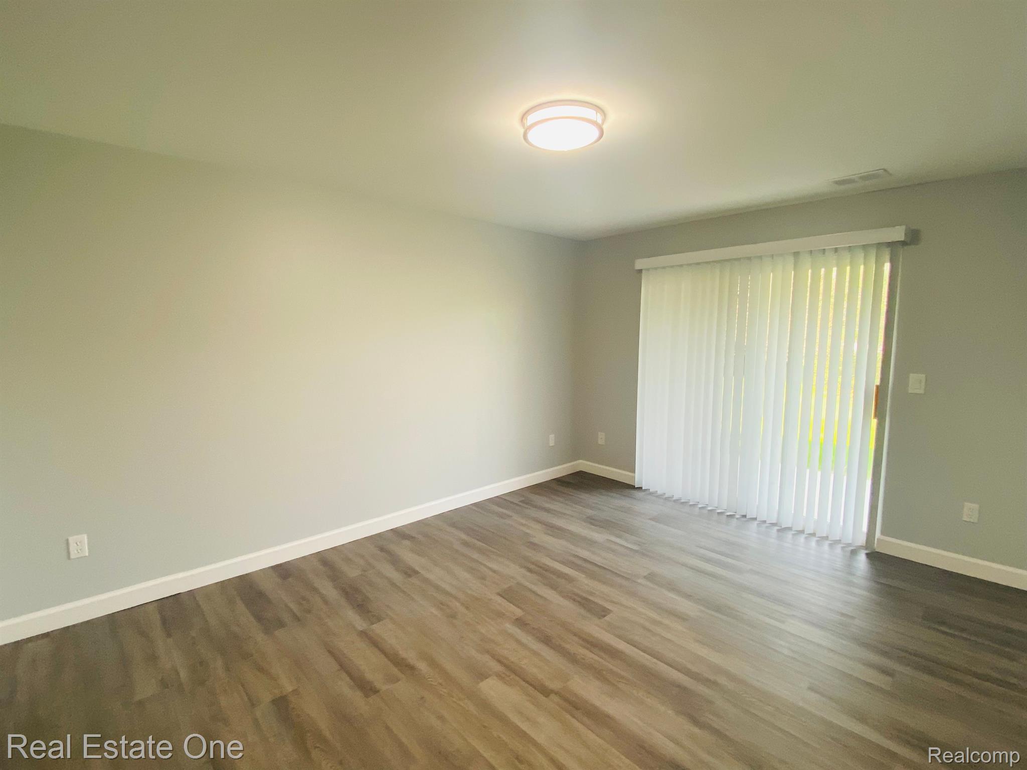 14588 HOLBORN DR