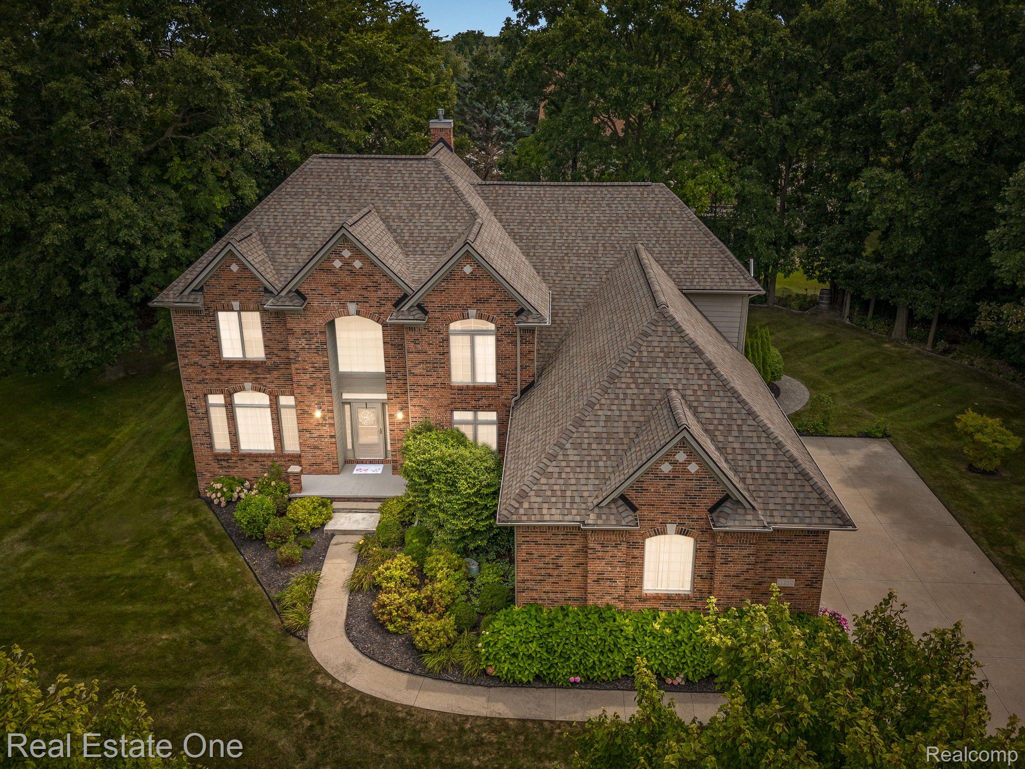 3308 Paramount LN