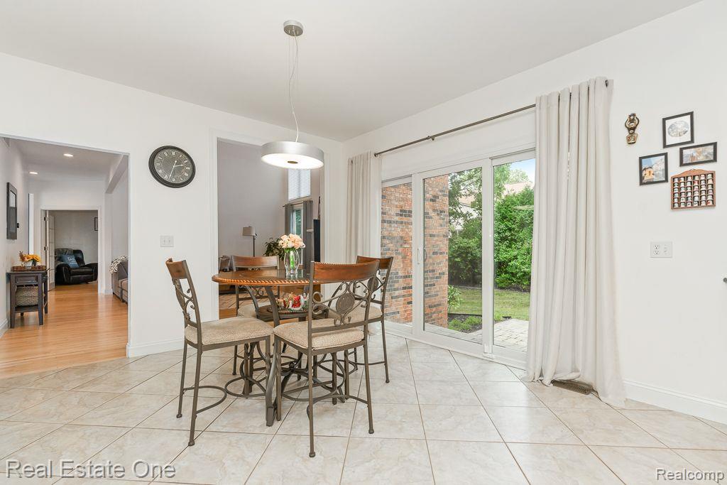 3308 Paramount LN
