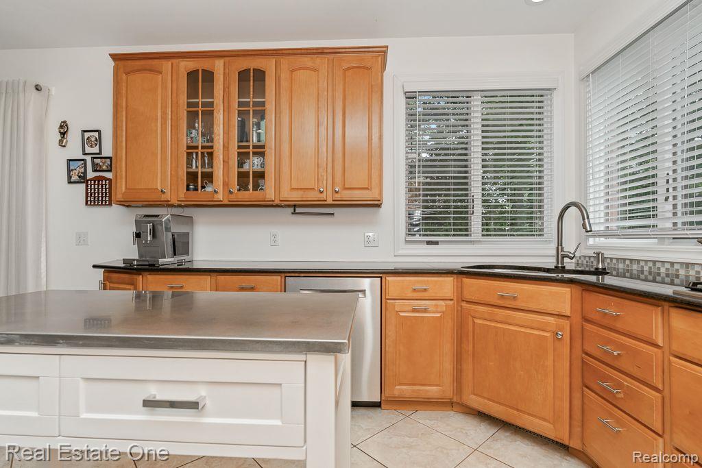 3308 Paramount LN