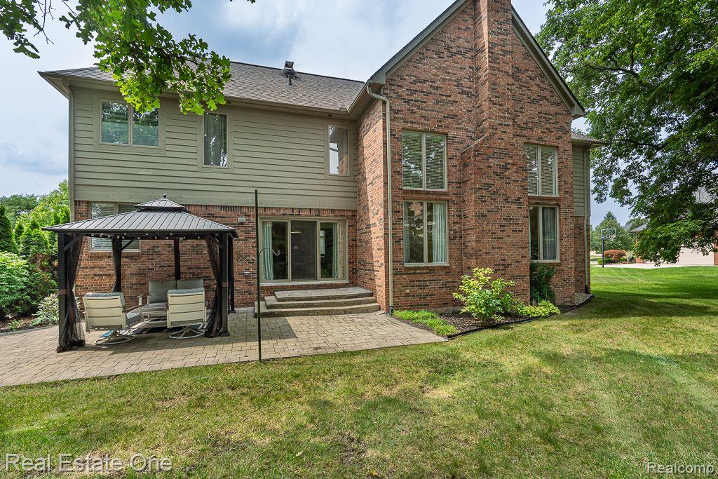 3308 Paramount LN