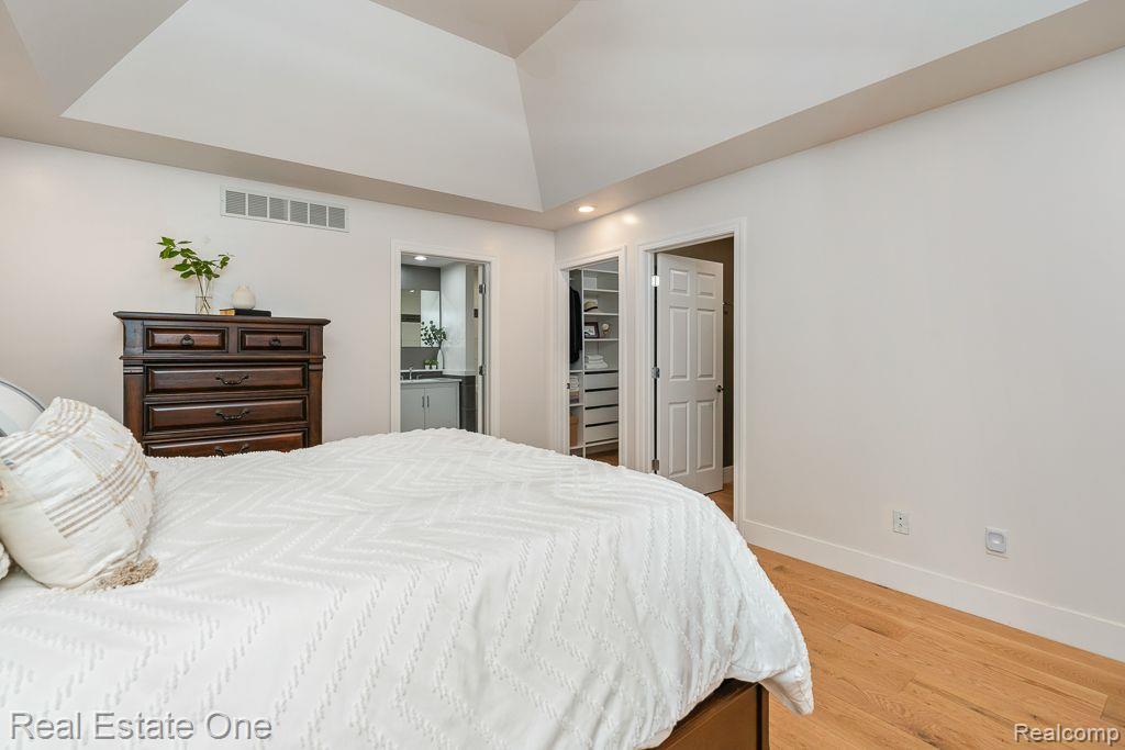 3308 Paramount LN