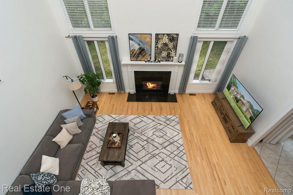3308 Paramount LN
