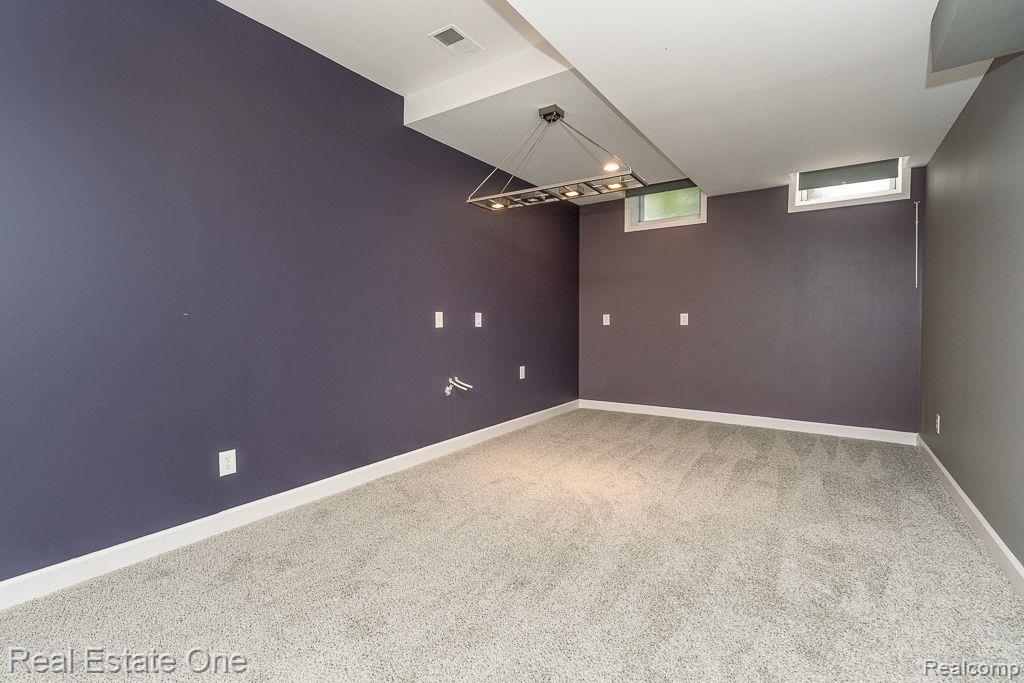 3308 Paramount LN
