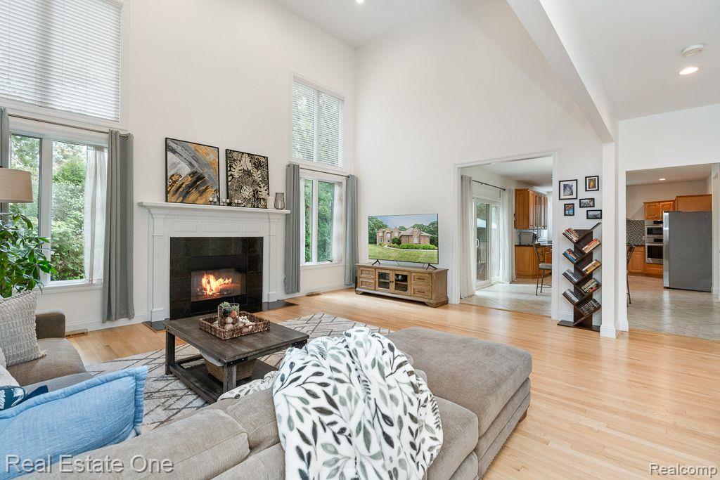3308 Paramount LN