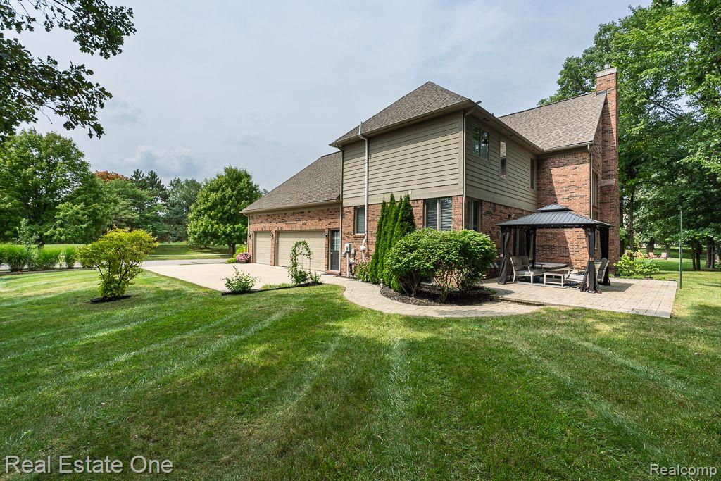 3308 Paramount LN
